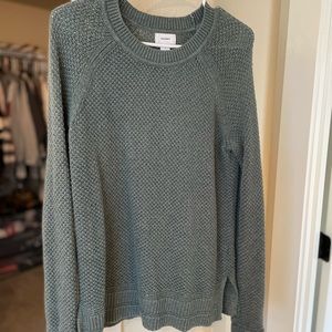 Old navy sweater